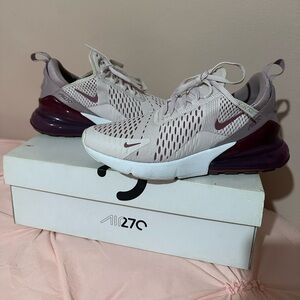 Nike Air Max 270